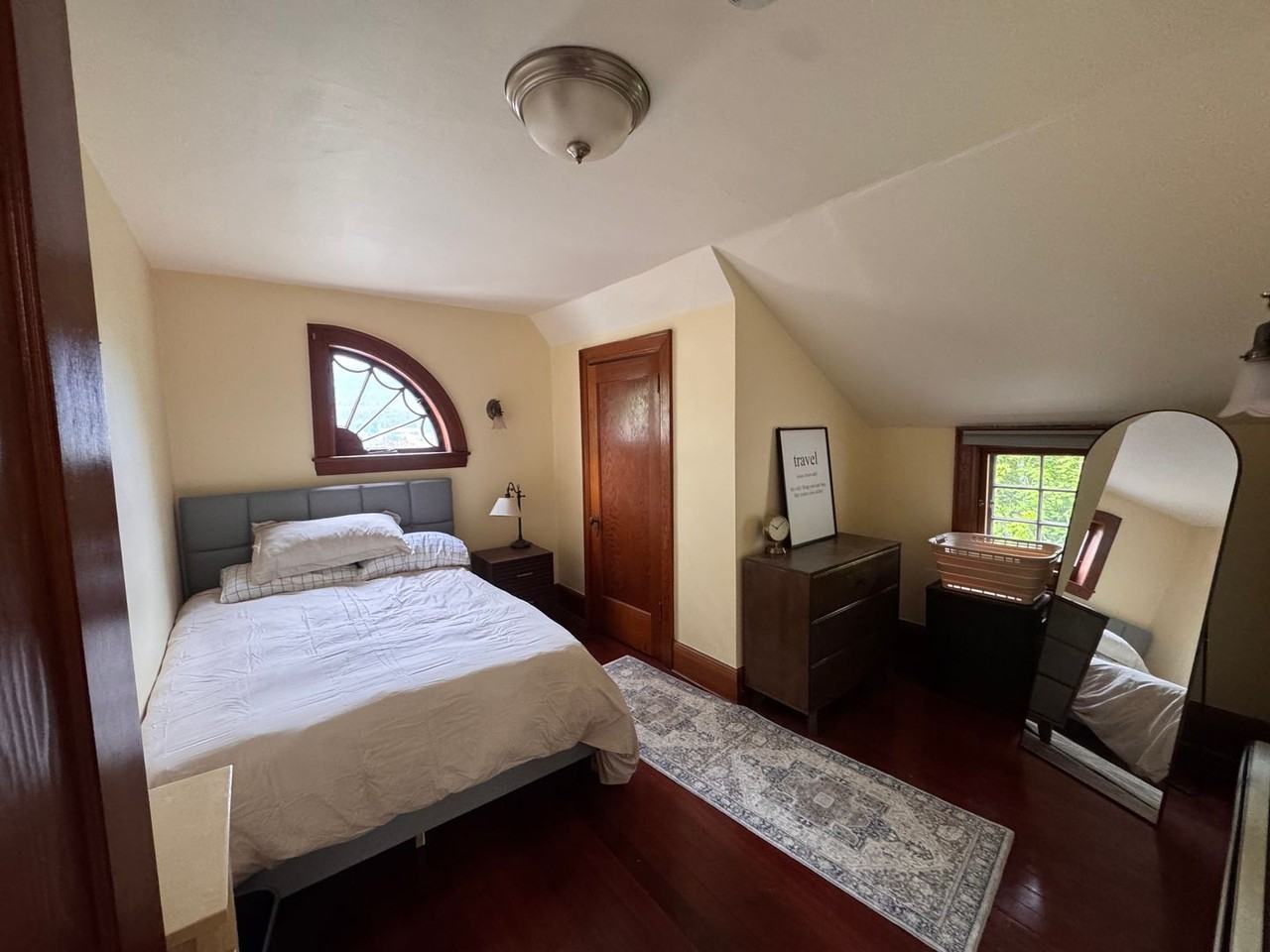 526 Main St - Photo 5 of 14