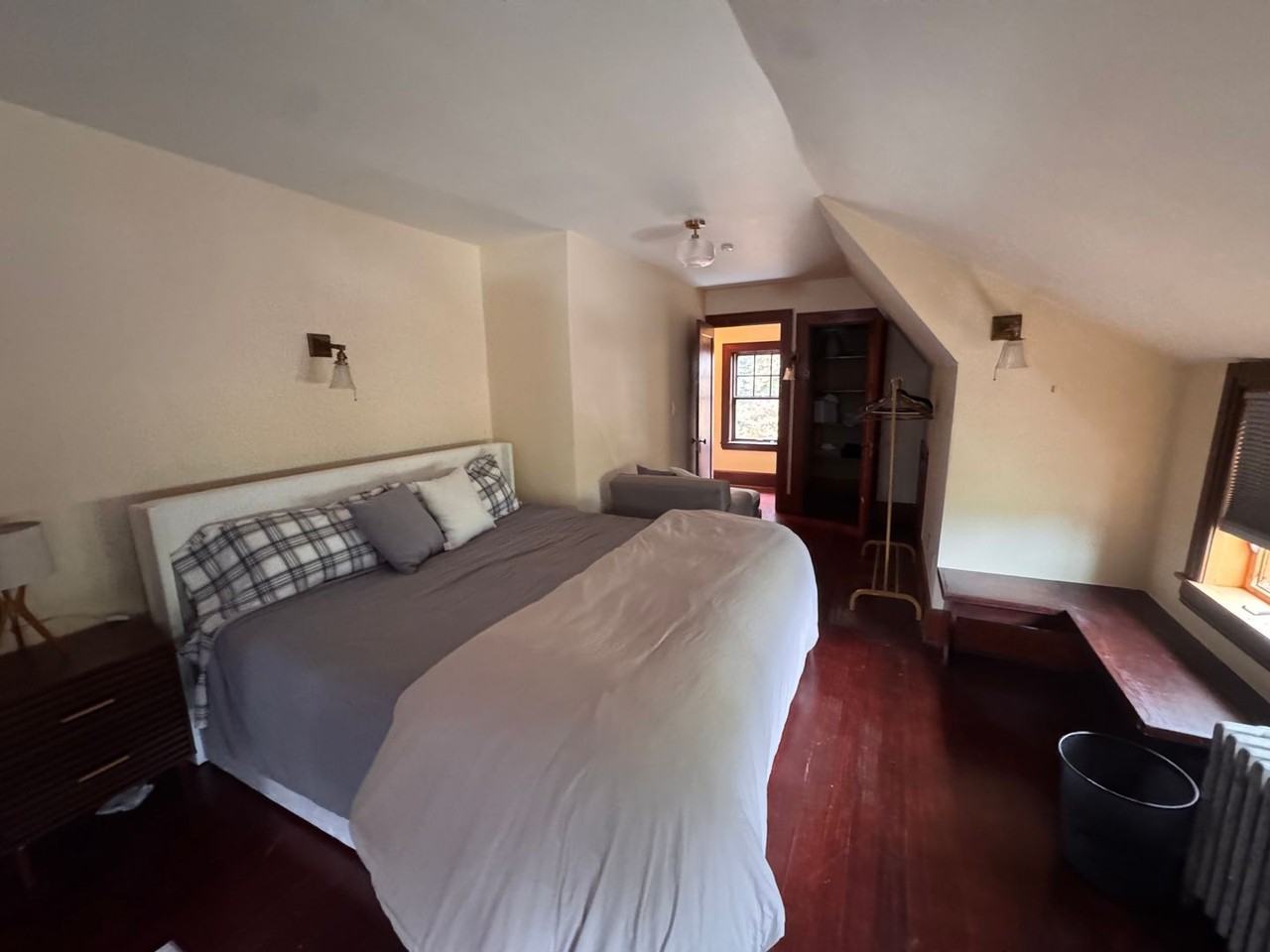 526 Main St - Photo 6 of 14