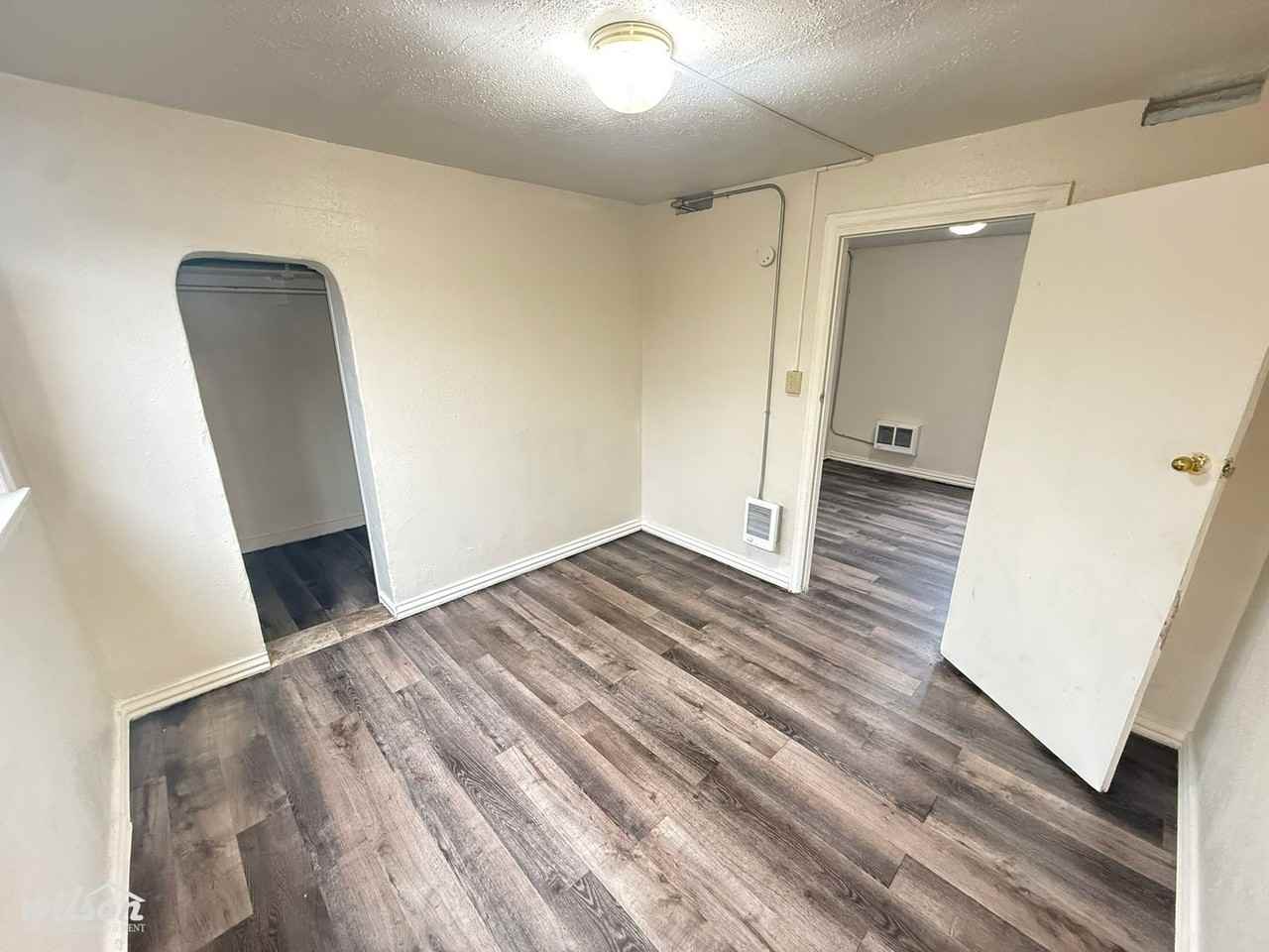 Poplar Mobile Court - Photo 5 of 27