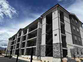 184 N Lone Rock Dr - Photo 1 of 1