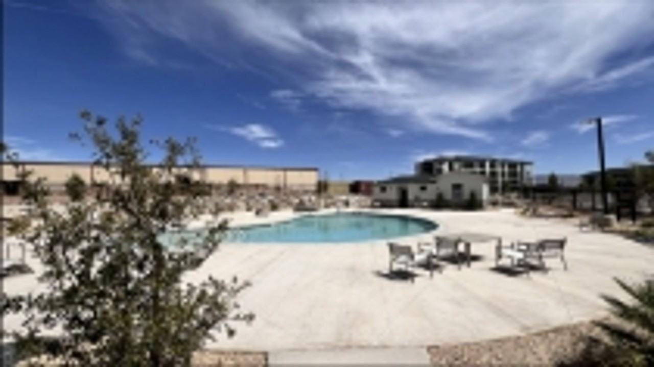 184 N Lone Rock Dr - Photo 4 of 12