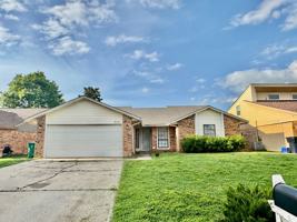 featured image of 8301 Nw 112th St