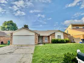 8301 Nw 112th St - Photo 1 of 1