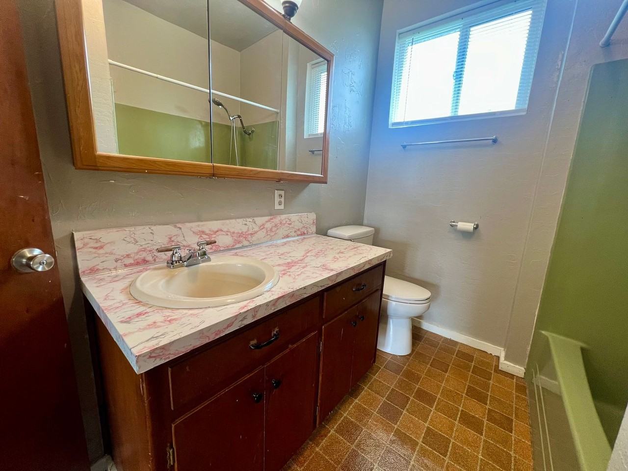 1848 Meade St - Photo 5 of 13