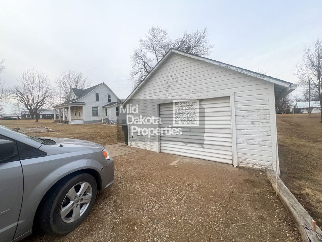 101 W Wisconsin St - Photo 3 of 20