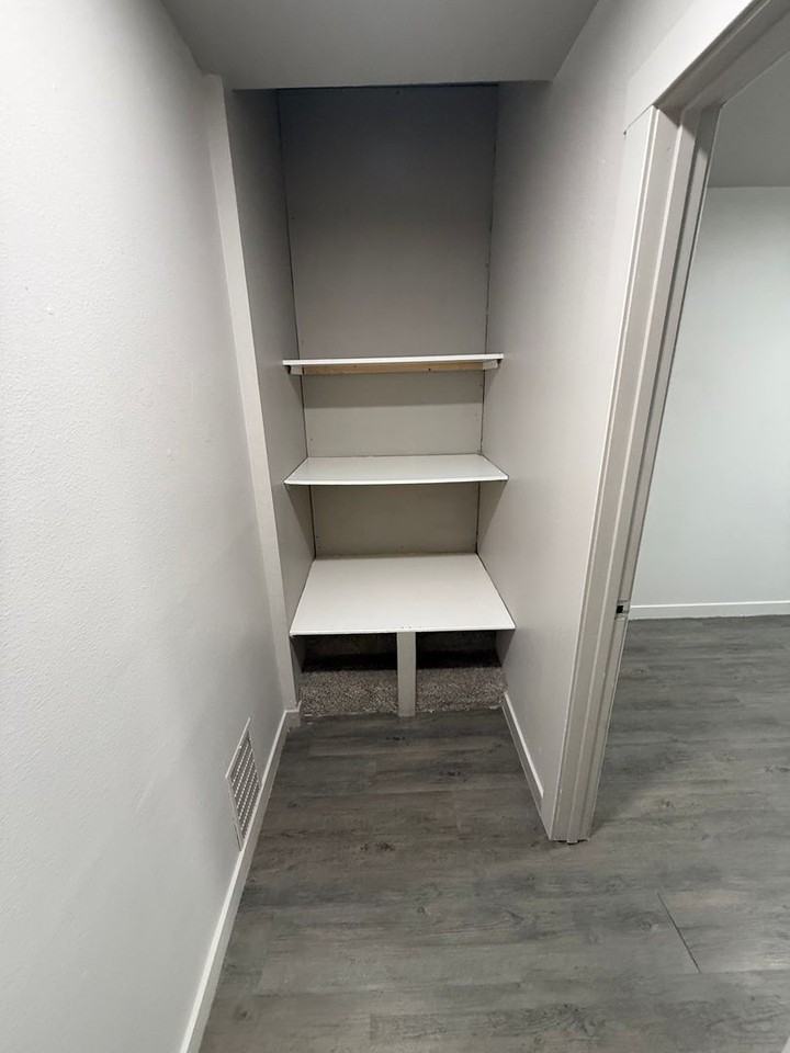 26 E 3rd Ave - Photo 5 of 10