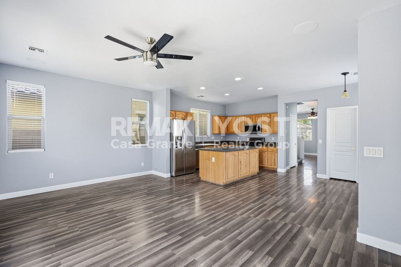 1529 E Palo Verde Dr - Photo 4 of 17