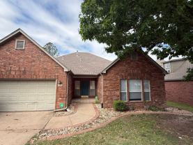 3404 N Battle Creek Dr - Photo 1 of 1