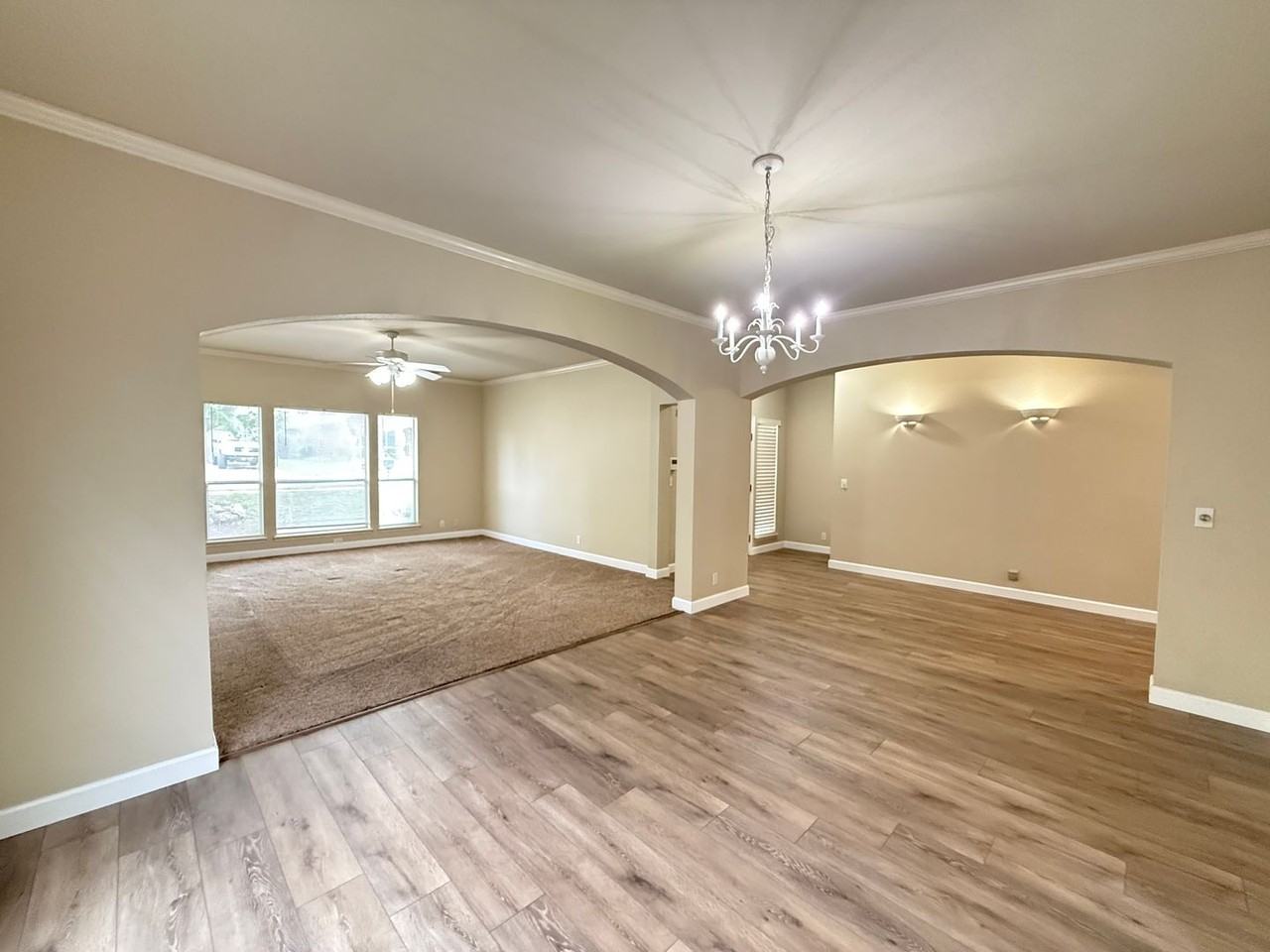 3404 N Battle Creek Dr - Photo 2 of 41