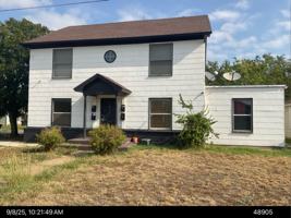 featured image of 1726 N 3rd St