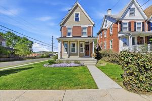 featured image of 316 Meredith St