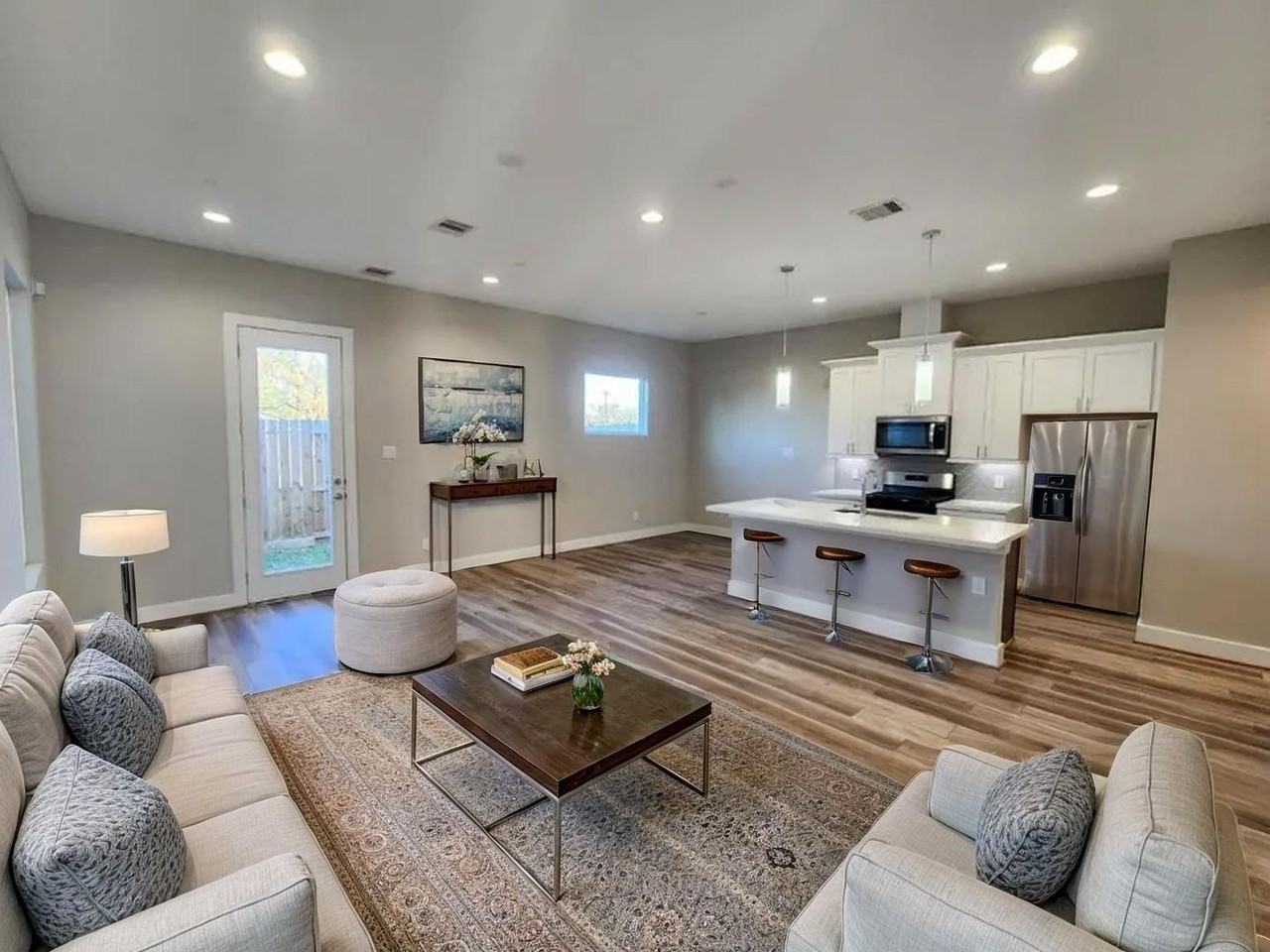 3206 Bostic St #C - Photo 5 of 30