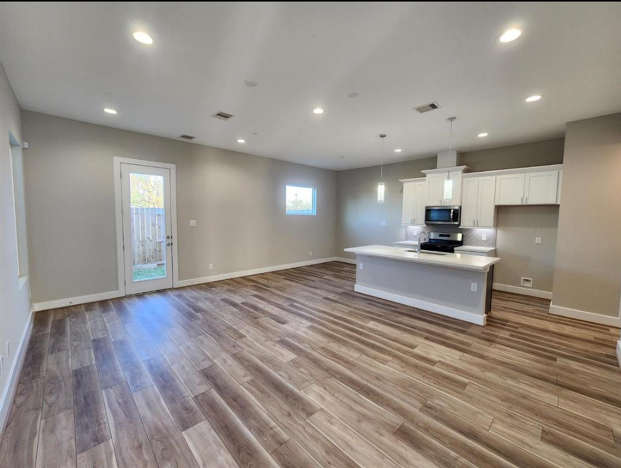 3206 Bostic St #C - Photo 6 of 30