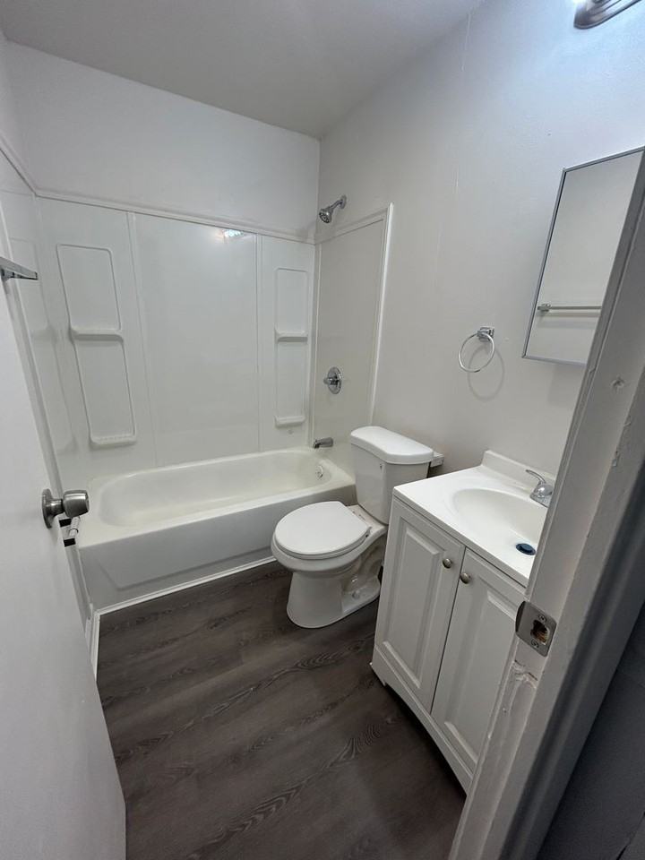 741 Saint Martin Dr - Photo 7 of 15