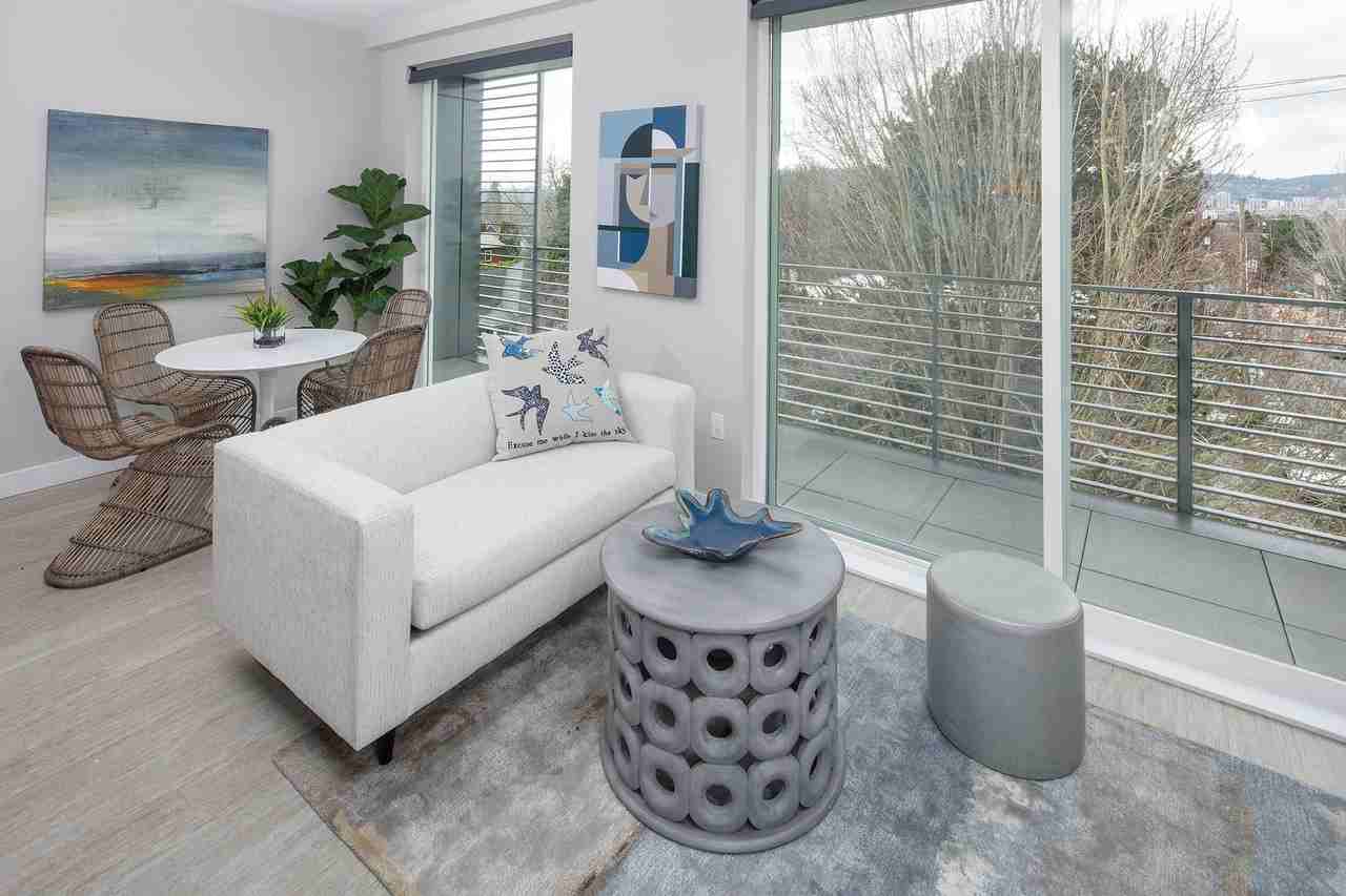 Division Terrace Apartments - Photo 5 of 40