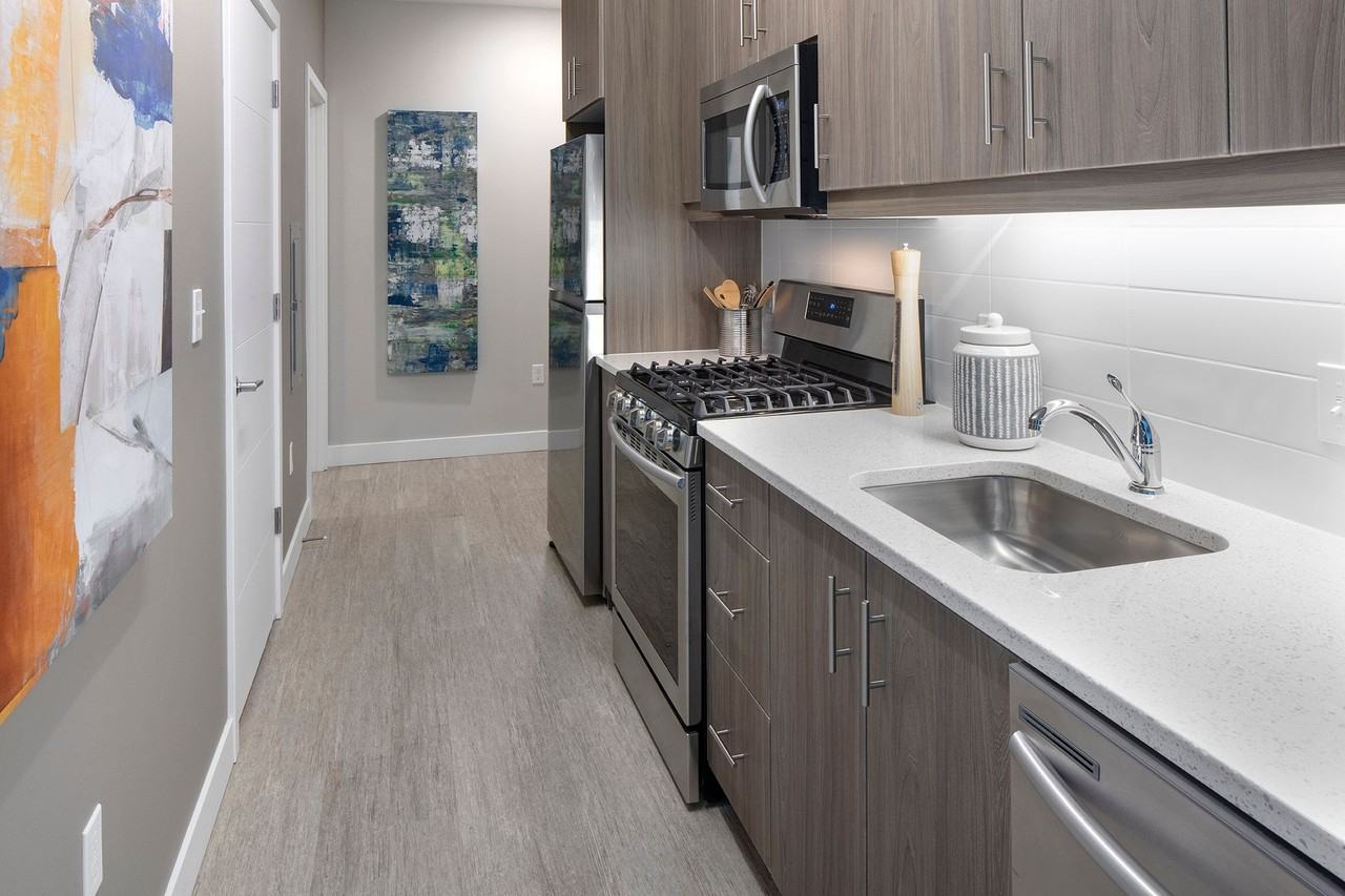 Division Terrace Apartments - Photo 7 of 40