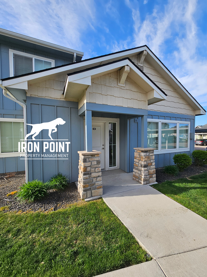 164 S Trek Ln - Photo 2 of 40