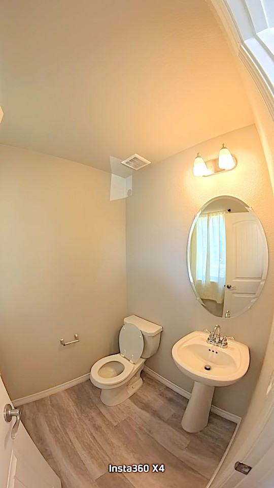 5362 Hammond Dr - Photo 3 of 34