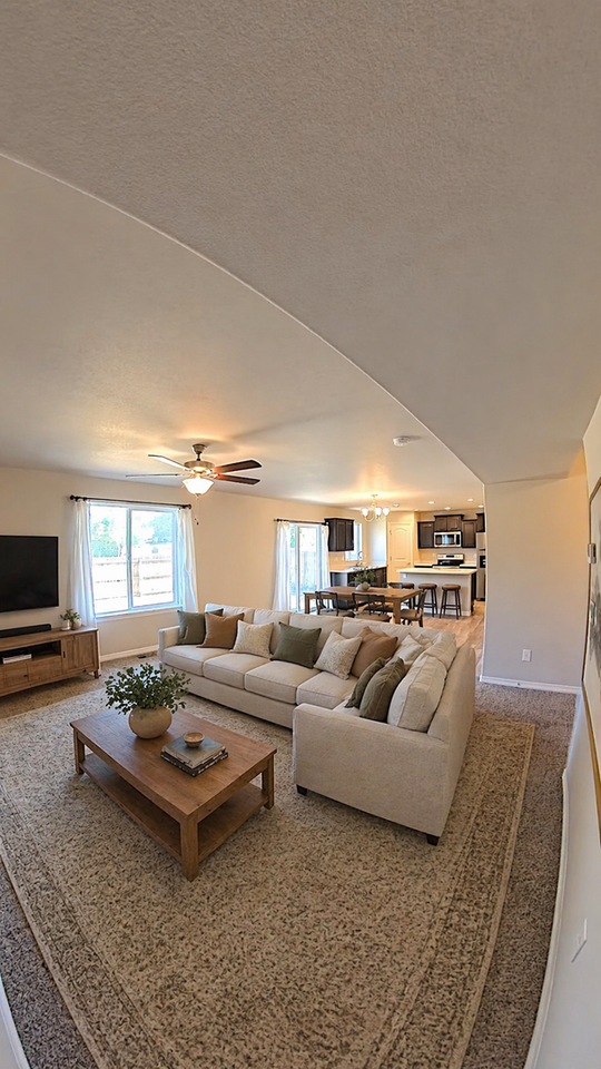 5362 Hammond Dr - Photo 7 of 34