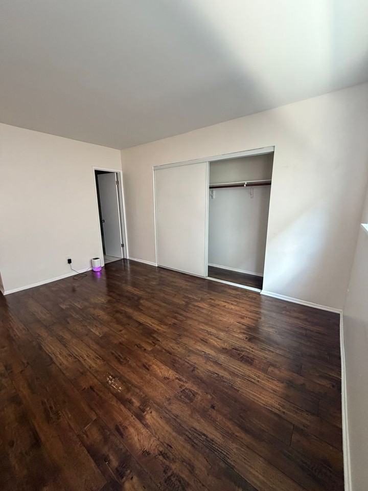 14560 Clark St - Photo 6 of 20