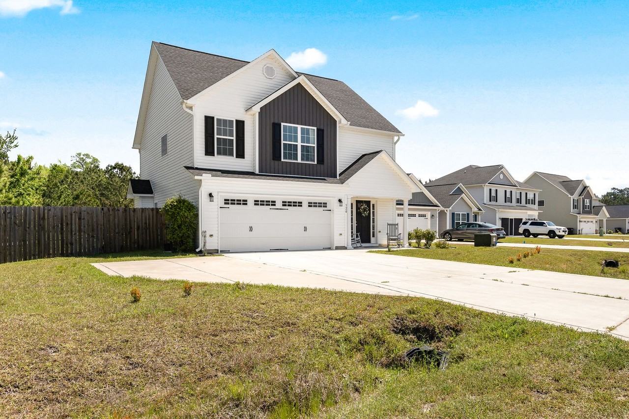 520 Black Pearl Cir - Photo 2 of 41