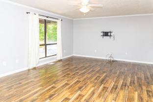 415 Owenwood Dr - Photo 1 of 1