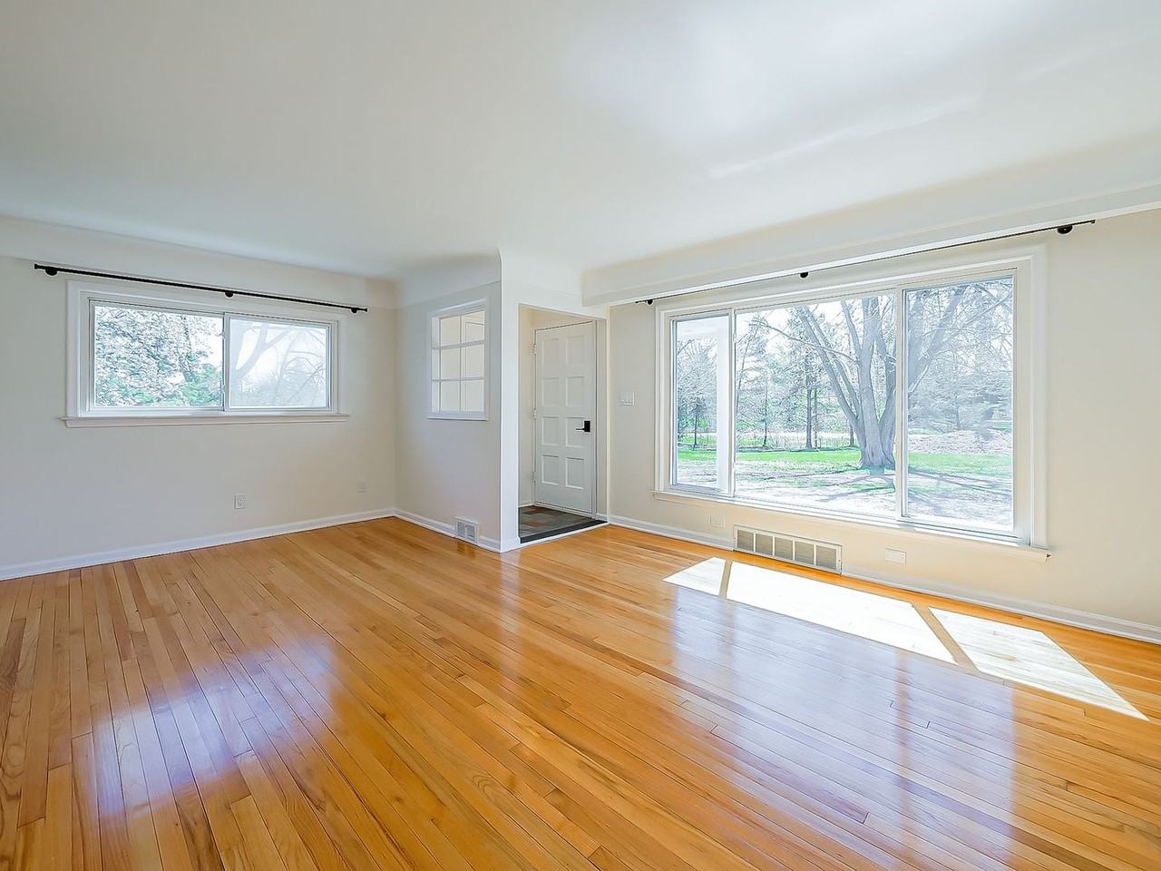 8701 Brookville Rd - Photo 2 of 50