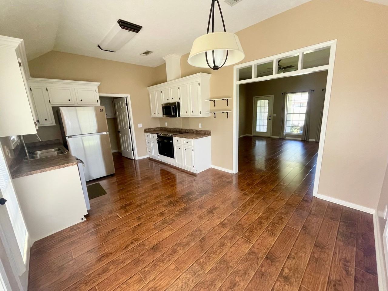 344 White Oak Dr - Photo 4 of 20