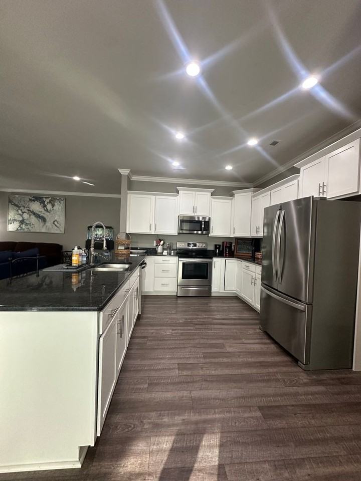 225 Winding Creek Way - Photo 6 of 30