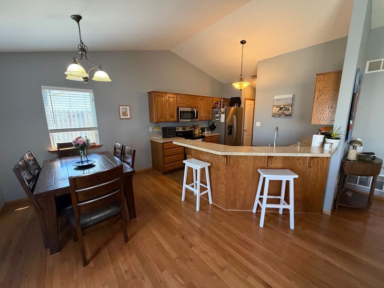 112 Northfield Rd - Photo 4 of 15