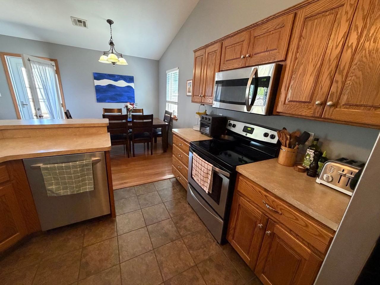 112 Northfield Rd - Photo 6 of 15