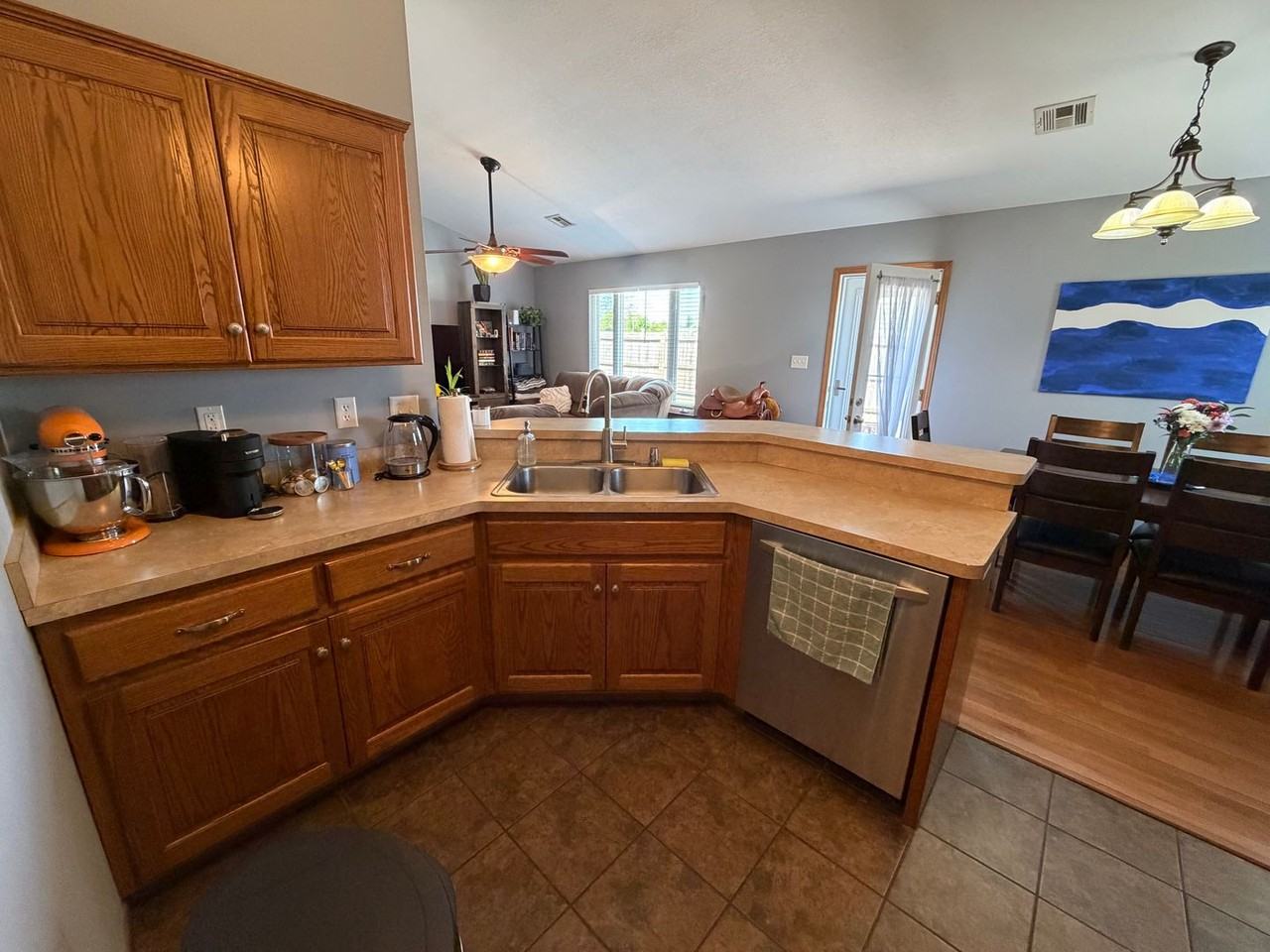 112 Northfield Rd - Photo 7 of 15