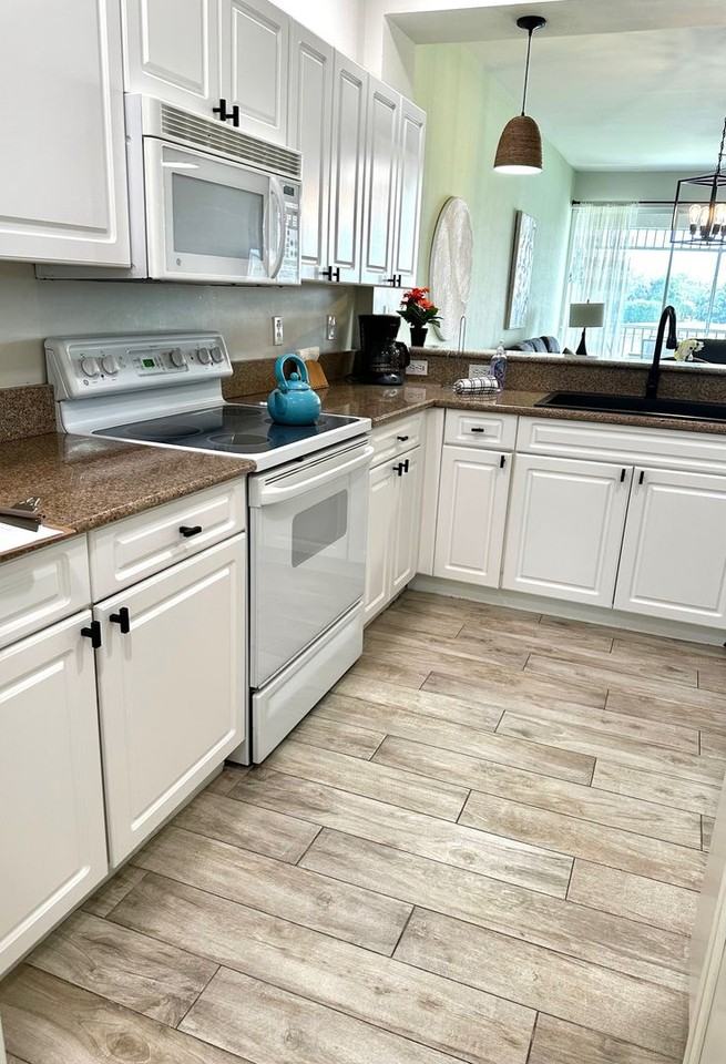 7895 Mahogany Run Ln - Photo 6 of 15