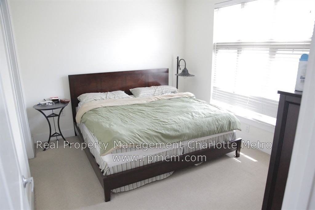 1101 W 1st St #208 - Photo 6 of 15