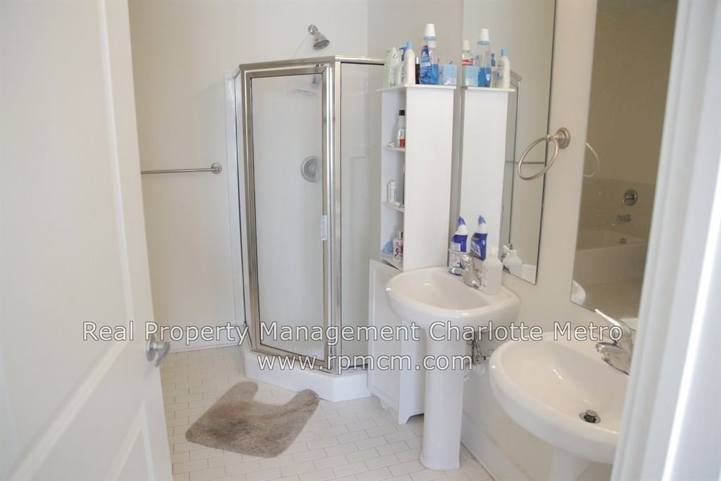 1101 W 1st St #208 - Photo 7 of 15