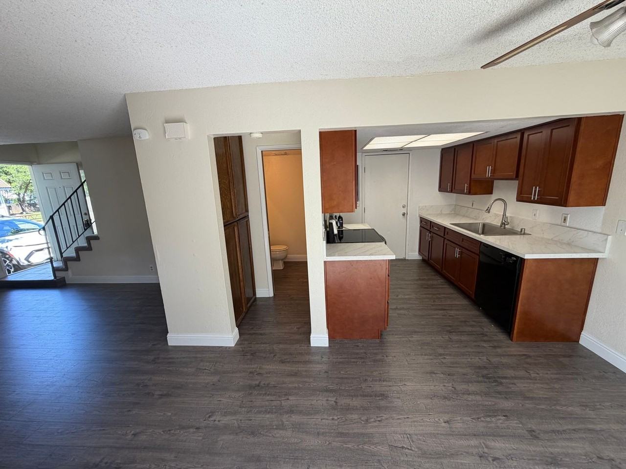 7652 San Simeon Dr - Photo 6 of 19