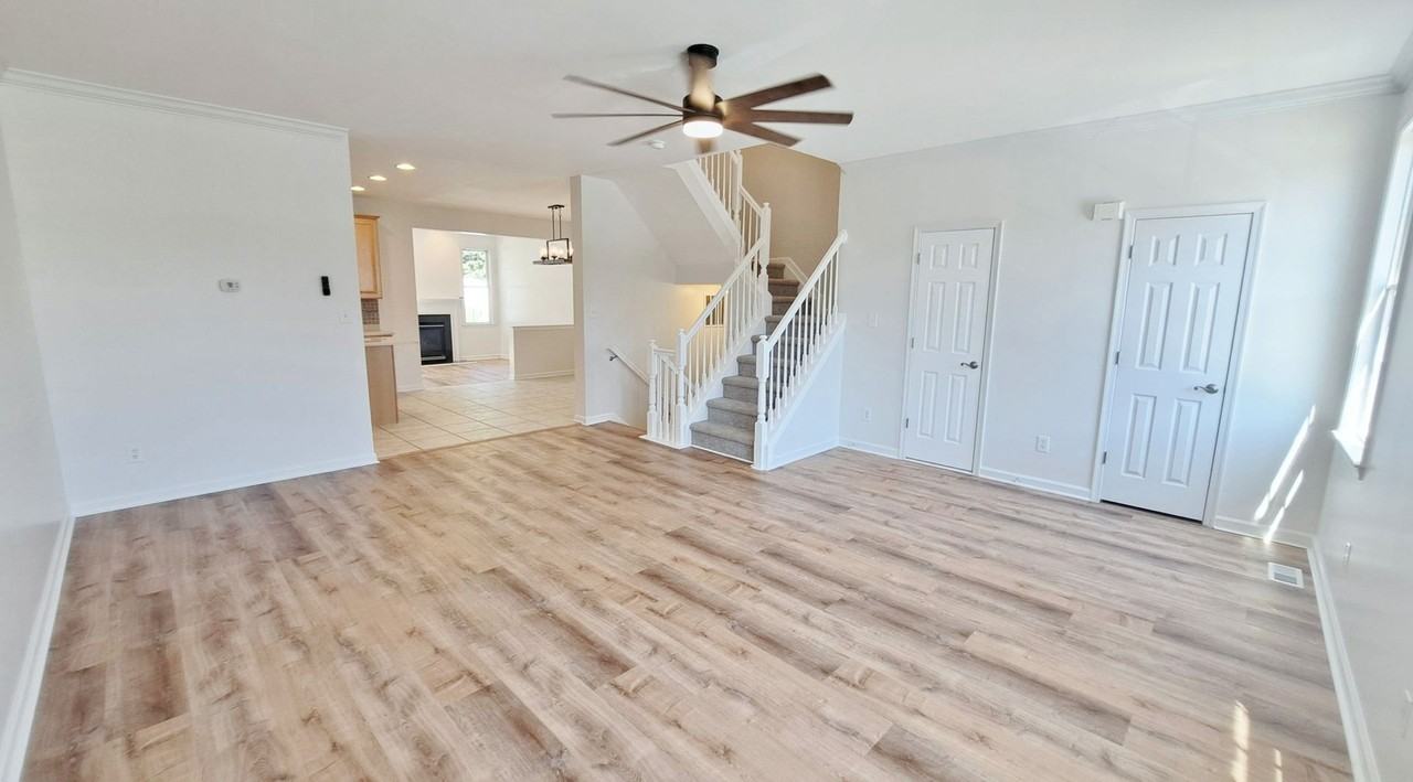 232 N Front St - Photo 6 of 50