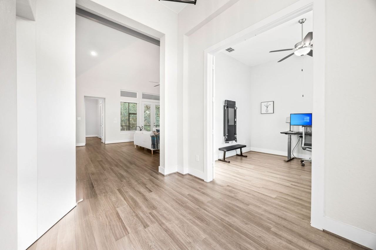 571 Englewood Ln - Photo 6 of 16