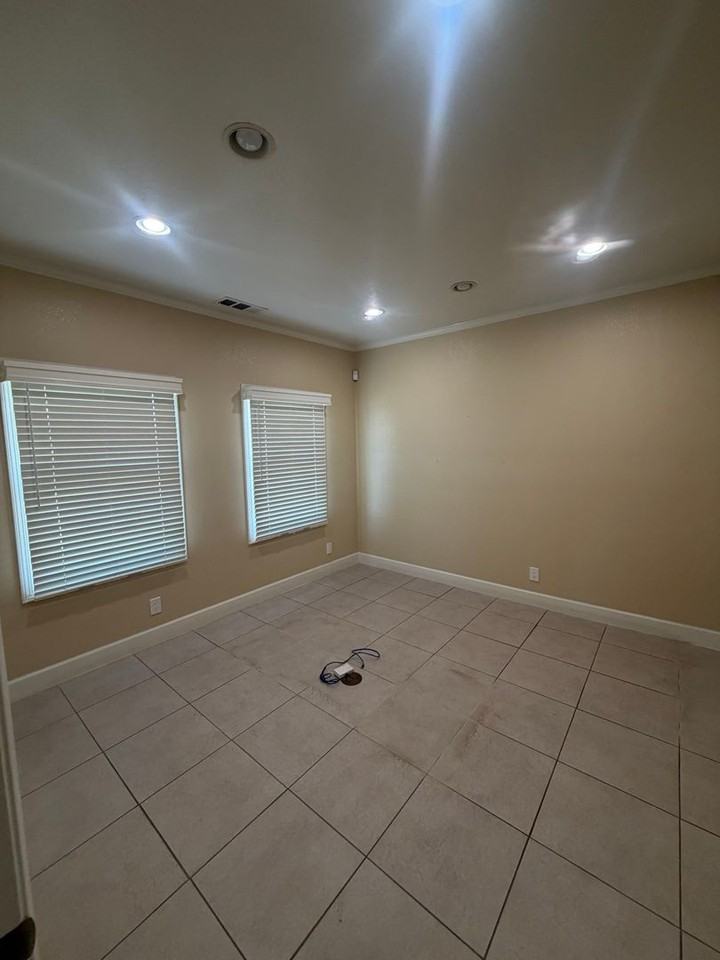 7317 16th Ave - Photo 5 of 18