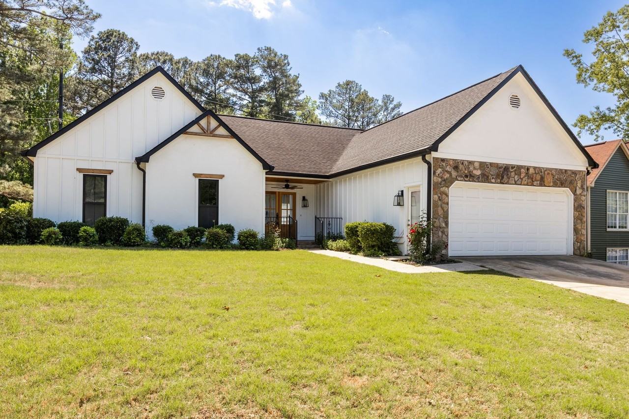 3111 Nectar Dr - Photo 2 of 34