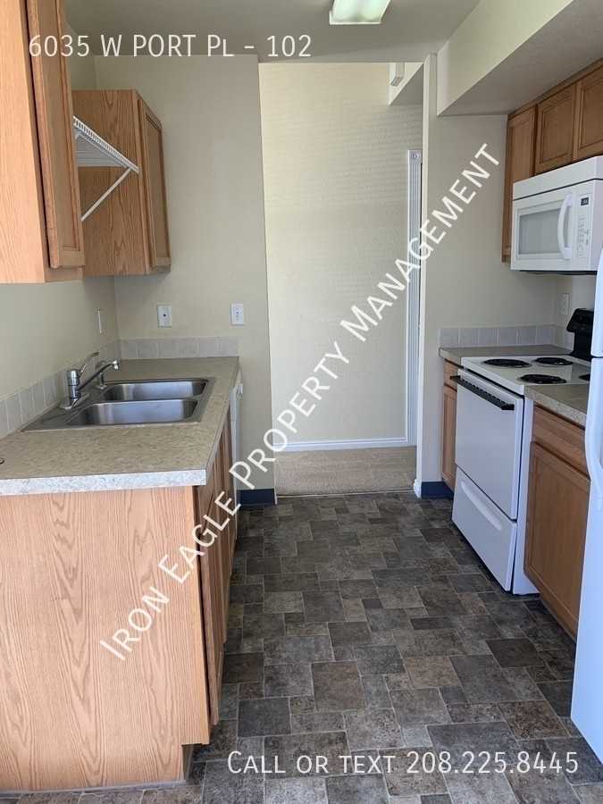 6035 W Port Ln #102 - Photo 4 of 13