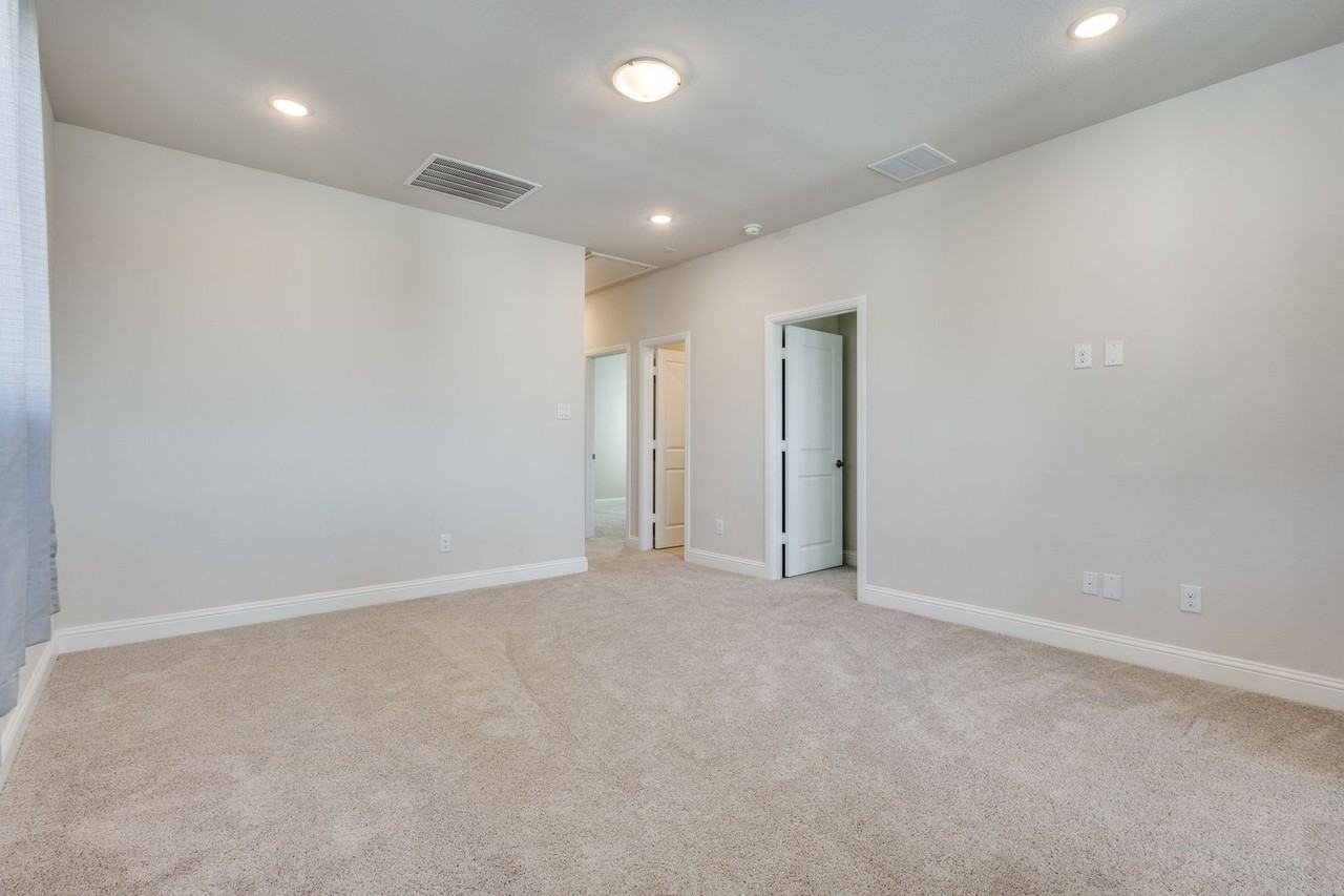 10538 Downy Cup Dr - Photo 7 of 12