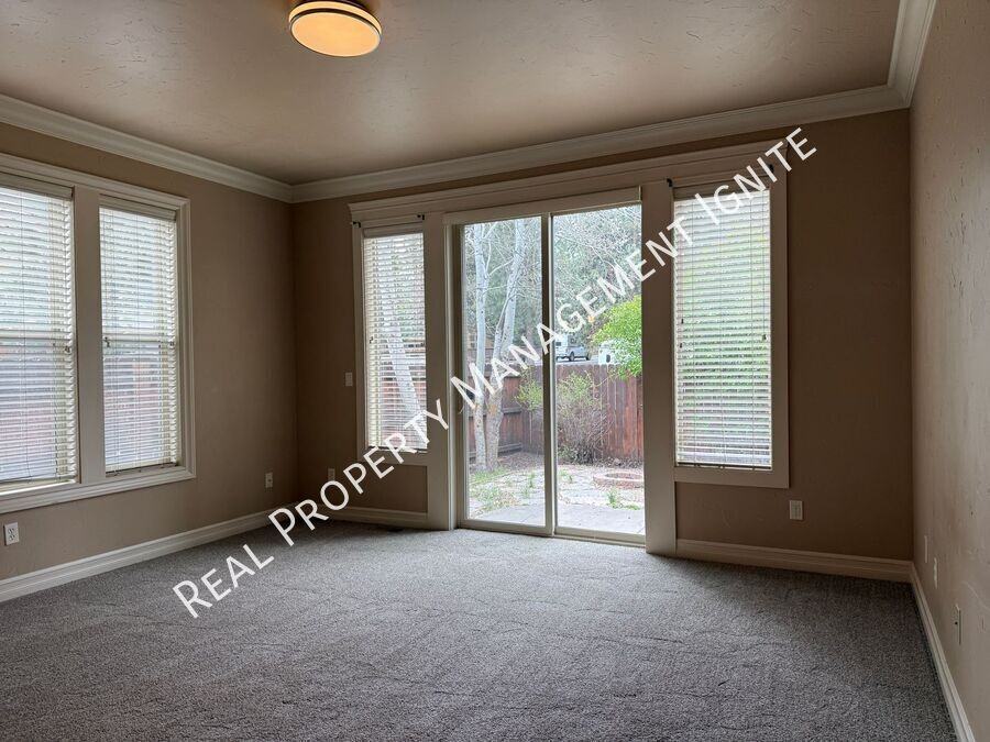 20071 Calvin Way - Photo 7 of 23