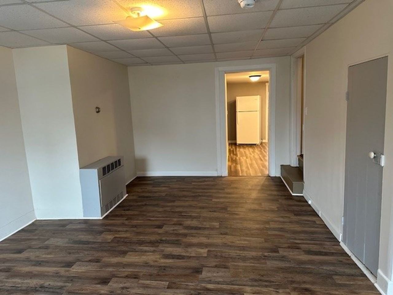 209 1/2 N High St - Photo 2 of 13