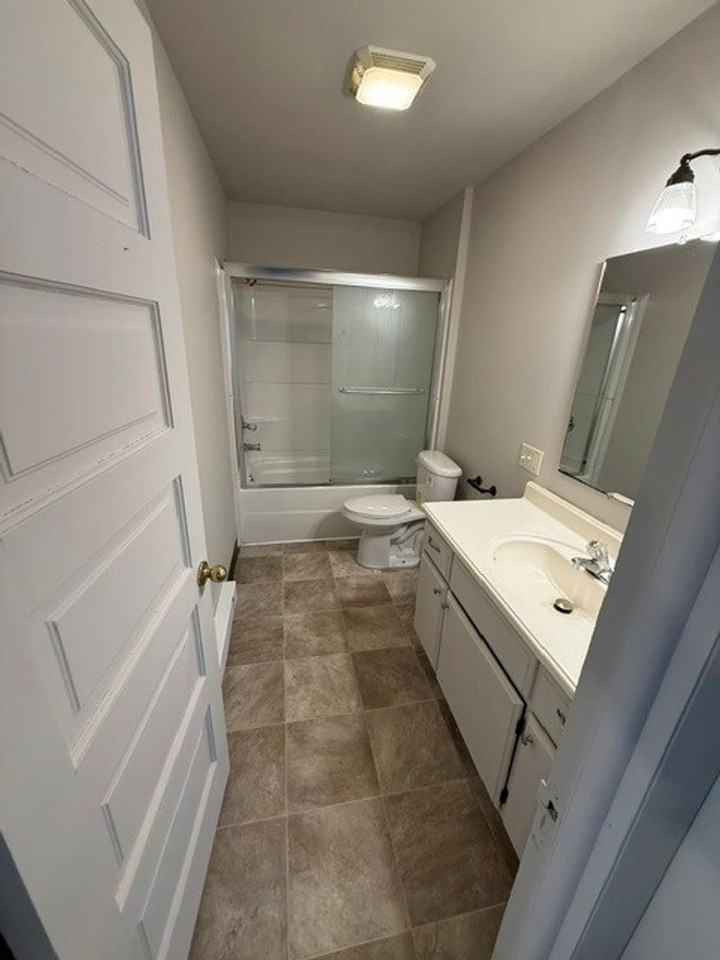 113 Market St - Photo 6 of 8