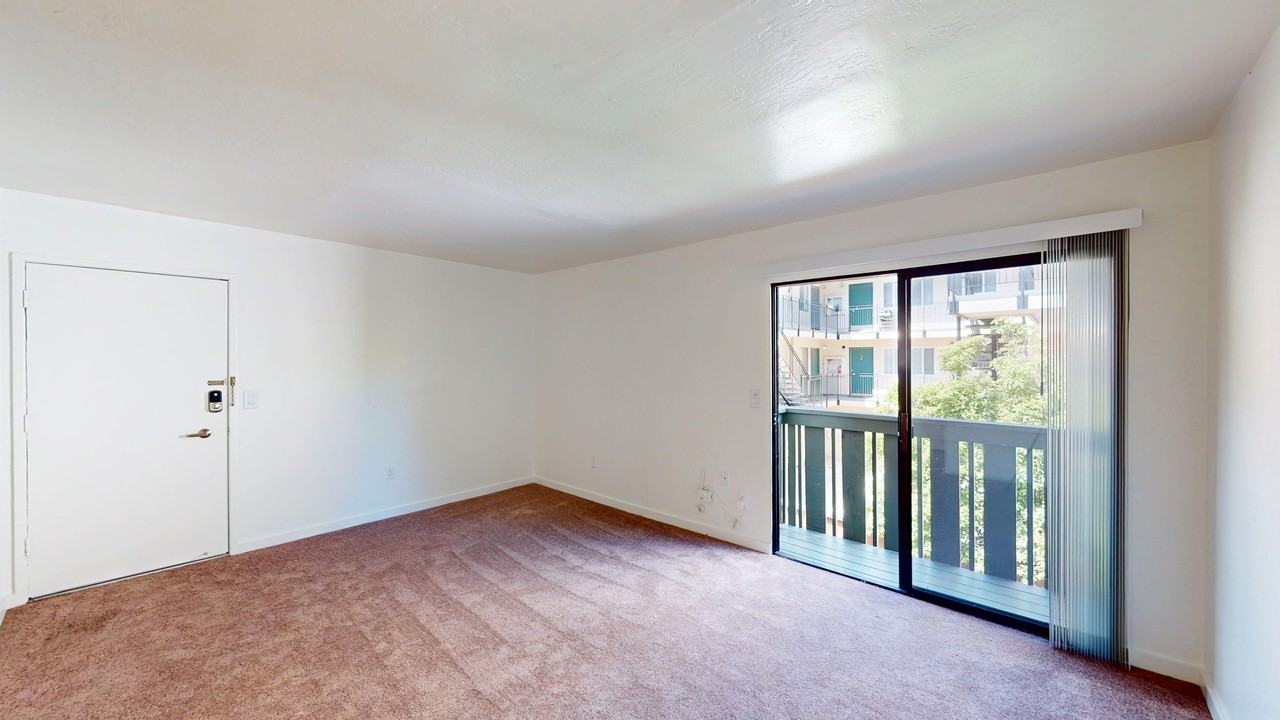 107 Marin St #6 - Photo 4 of 11