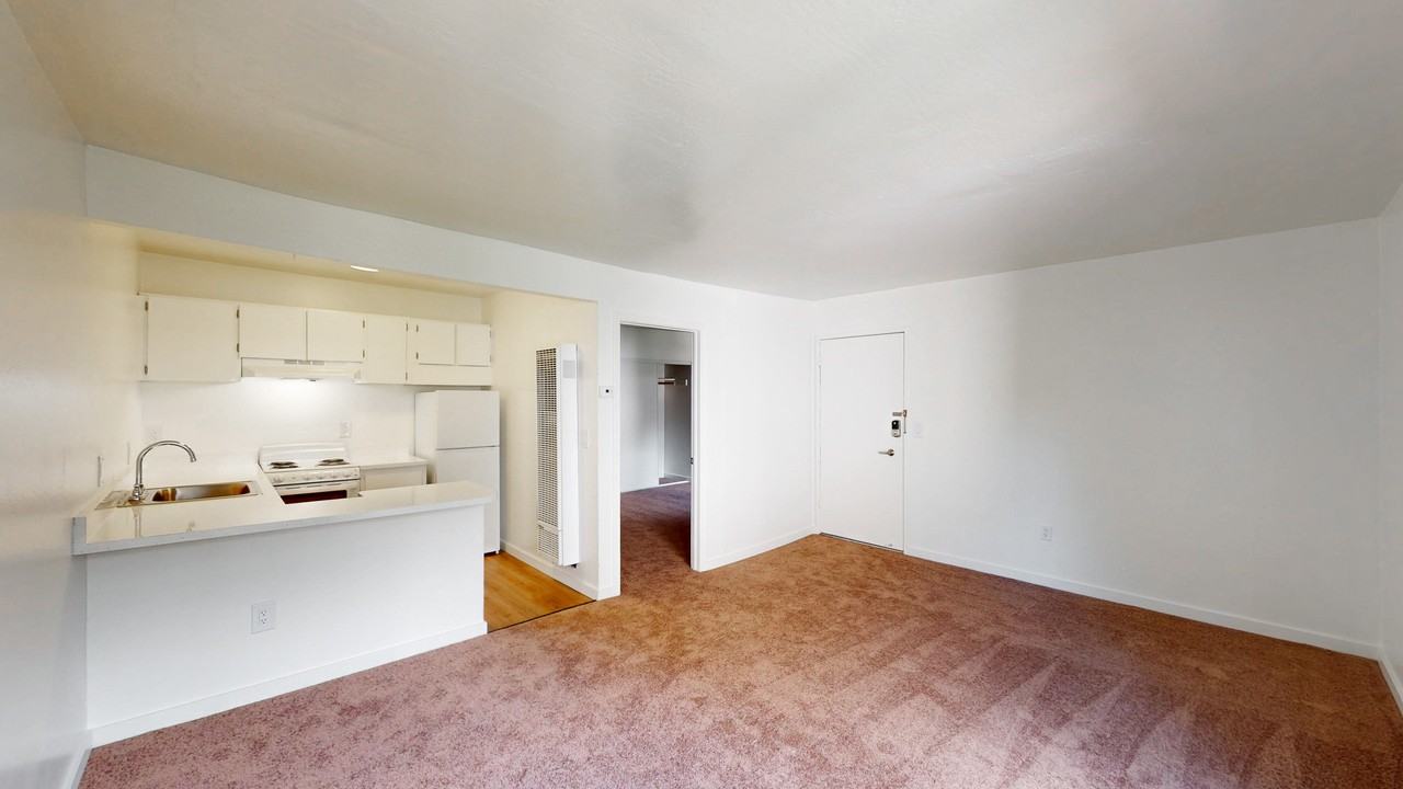 107 Marin St #6 - Photo 7 of 11