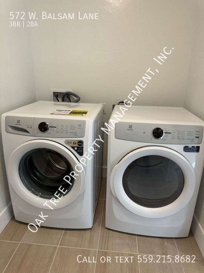 572 W Balsam Ln - Photo 5 of 19