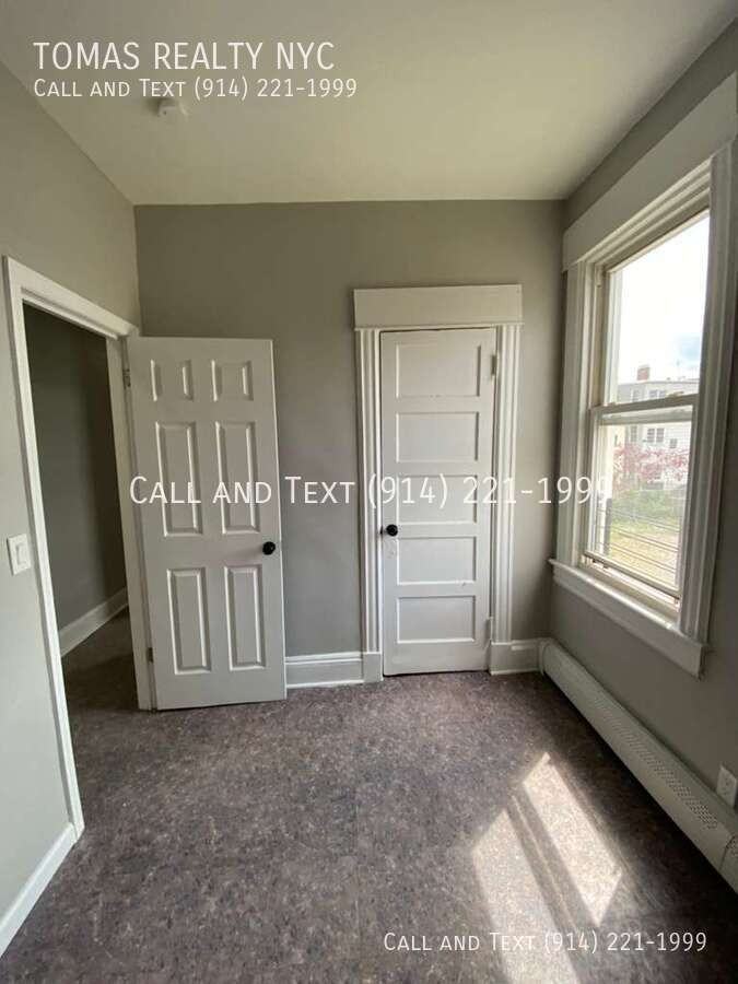 12 Riverview Pl ## 2r - Photo 4 of 11