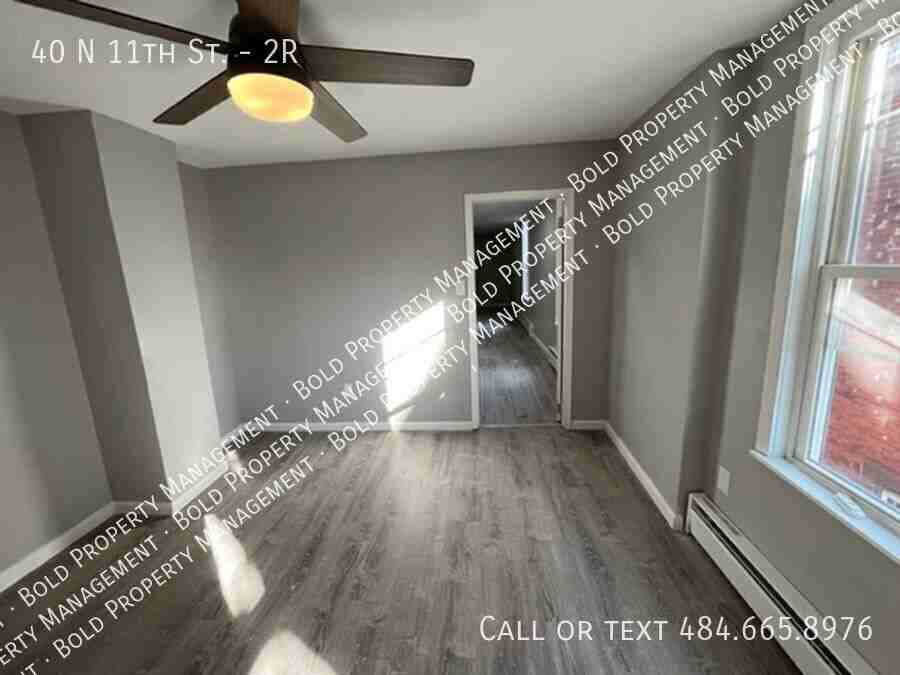 40 N 11th St #2R - Photo 6 of 8